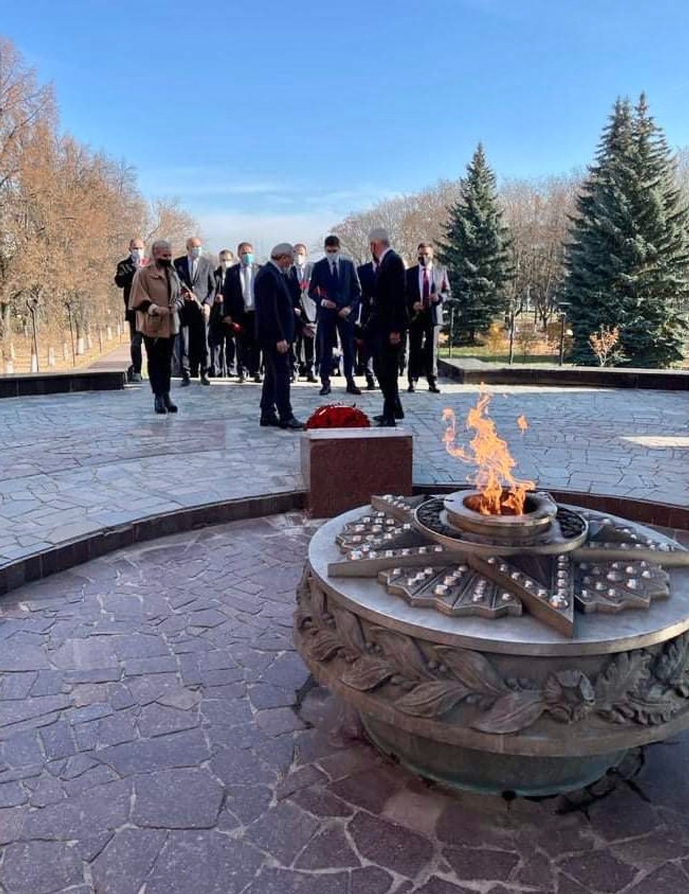 V Rusku odhalili pamätnú tabuľu Alexandrovi Dubčekovi.