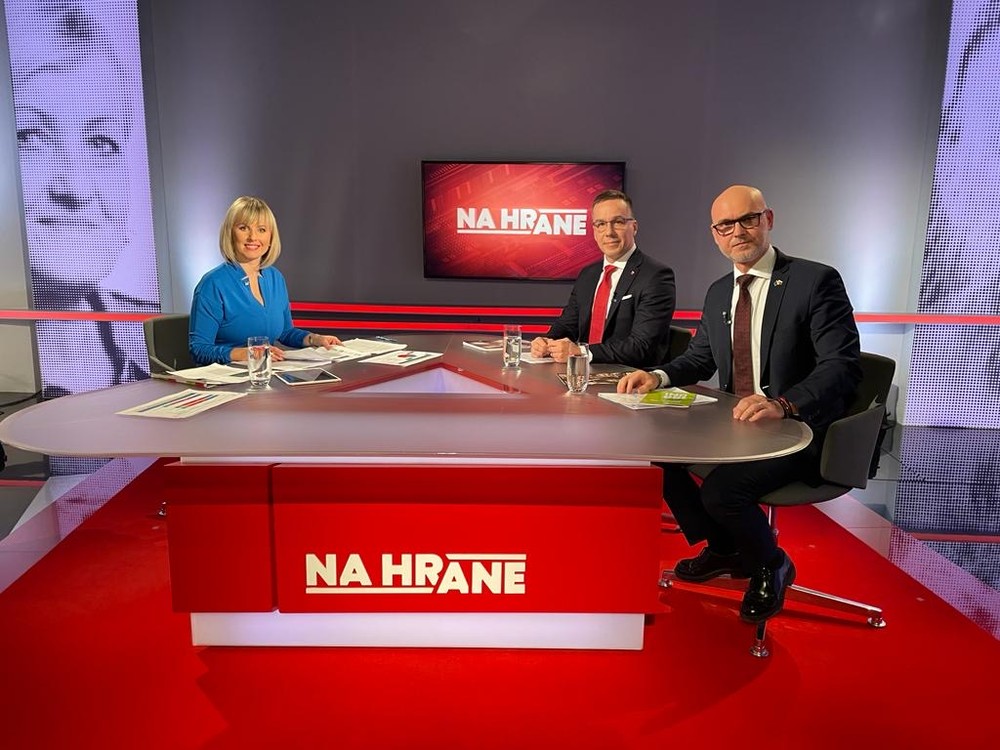 76965ffa-7c5b-4ba2-93b1-00ff77751db5