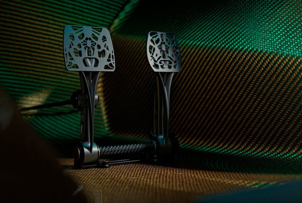 SP Automotive Chaos  (6)