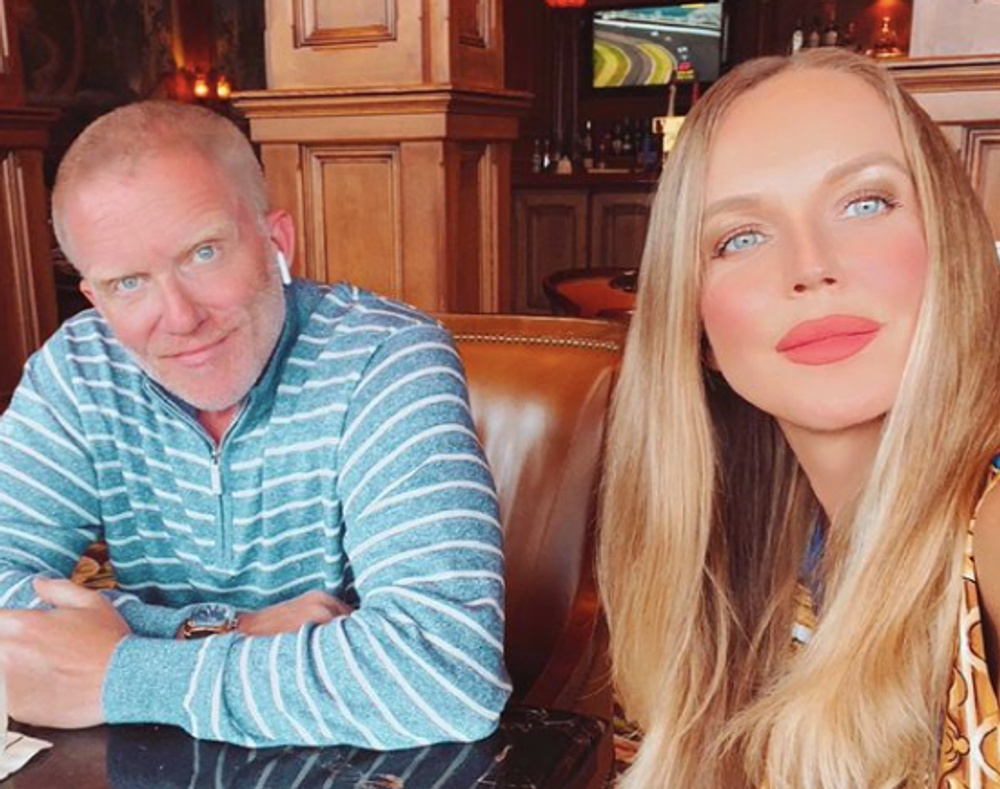 Michael Hall a Lucia Oškerová