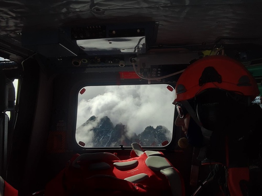 Záchranná akcia v horách: Muž padal štyridsať metrov z hrebeňa Tatier