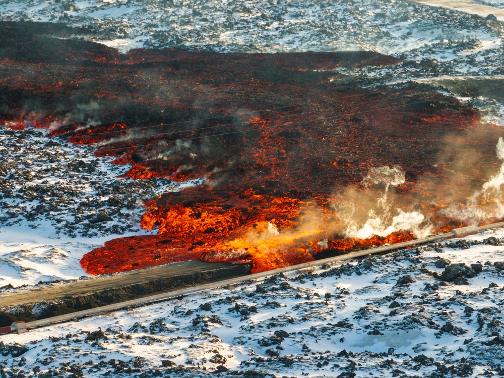 Iceland_Volcano058698018613