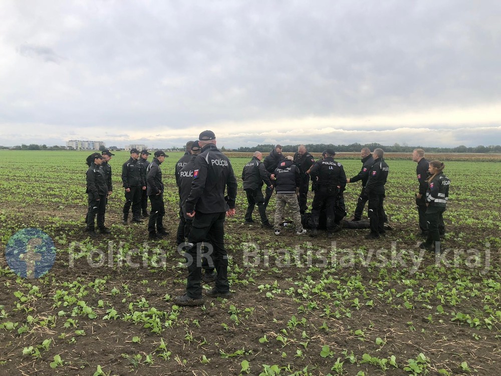 Muž útočil nožom v Bratislave