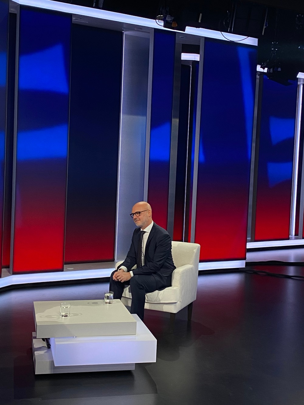 Politika 24 s Gröhlingom 7