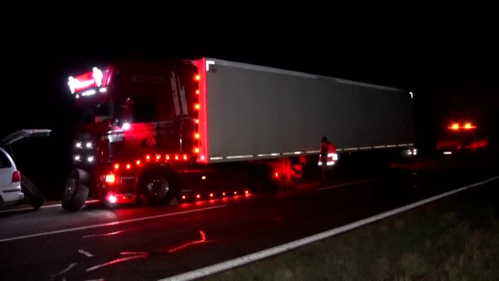 [multi] Nehoda kamion 6446