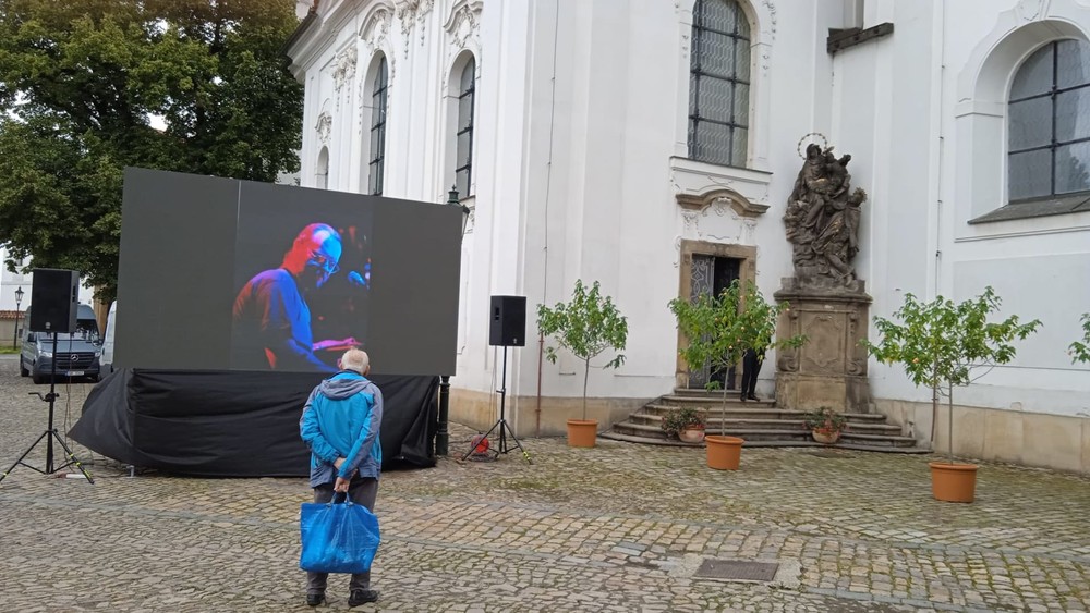 pohreb Vašo Patejdl CNN Prima NEWS (2)