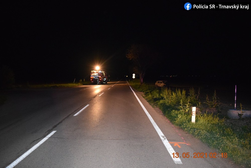 Nehoda náraz horiace auto 