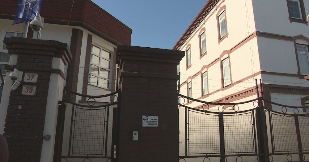 Ohrozena spolupraca tajnych (7)