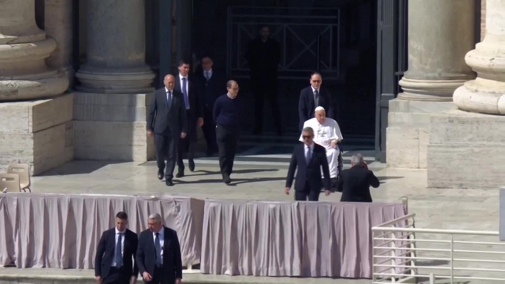 [multi] 040625HEE 4936