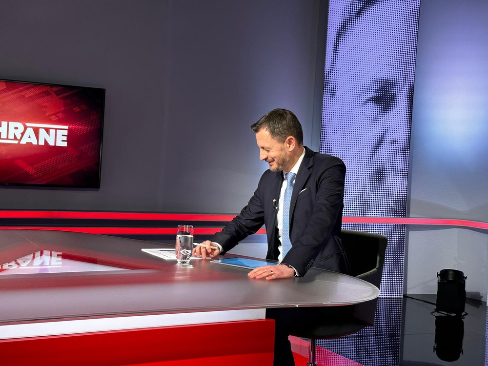 0dfb7c35-9905-40ab-8d1e-fbc49575dbcd