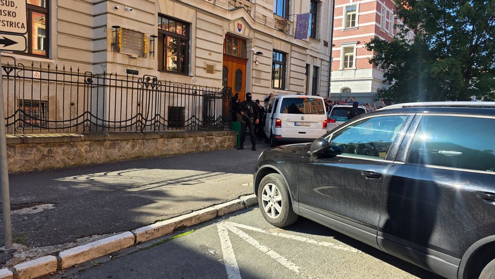 Tretí deň pojednávania s s Cintulom 9