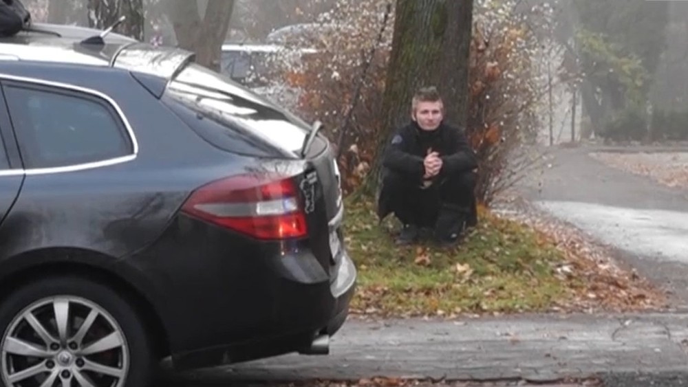 Adam mal problémy s drogami už v minulosti.