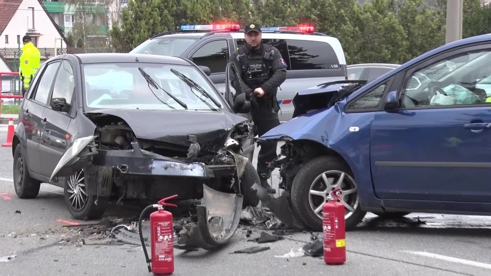 [multi] partizanske nehoda 1 2977