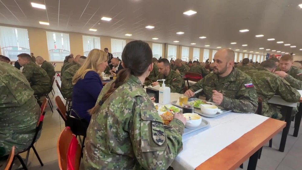 [multi] prezidentka Lotyssko. 6046