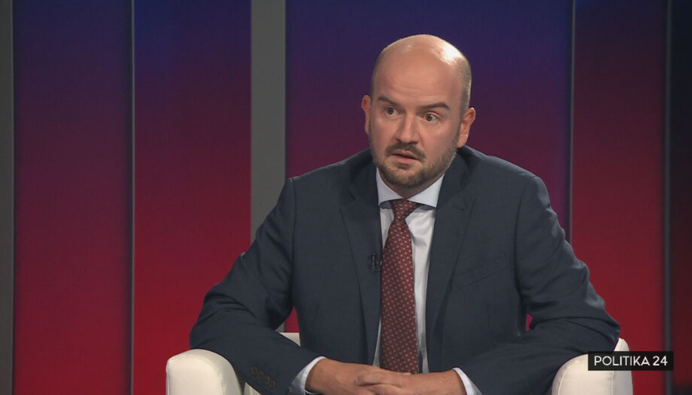 martin dubeci politika 24
