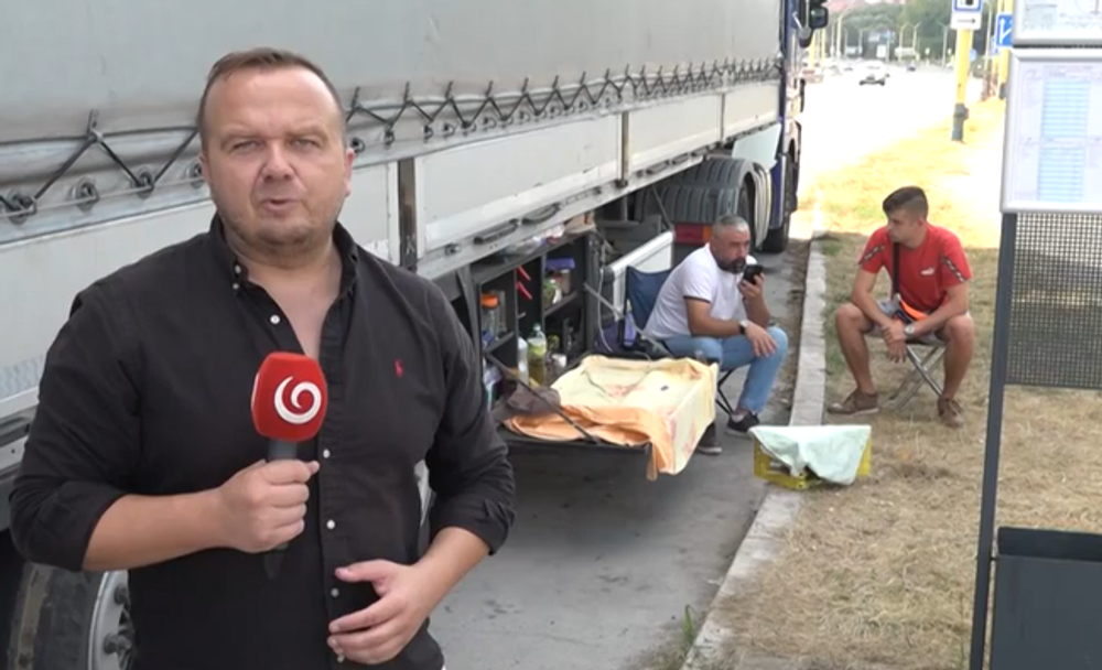 Turecký vodič žil v pokazenom kamióne mesiac bez pomoci slovenských orgánov