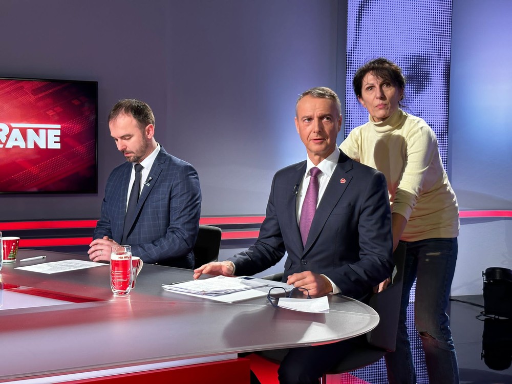 10479e89-f854-4c54-9f25-45a331476bb8