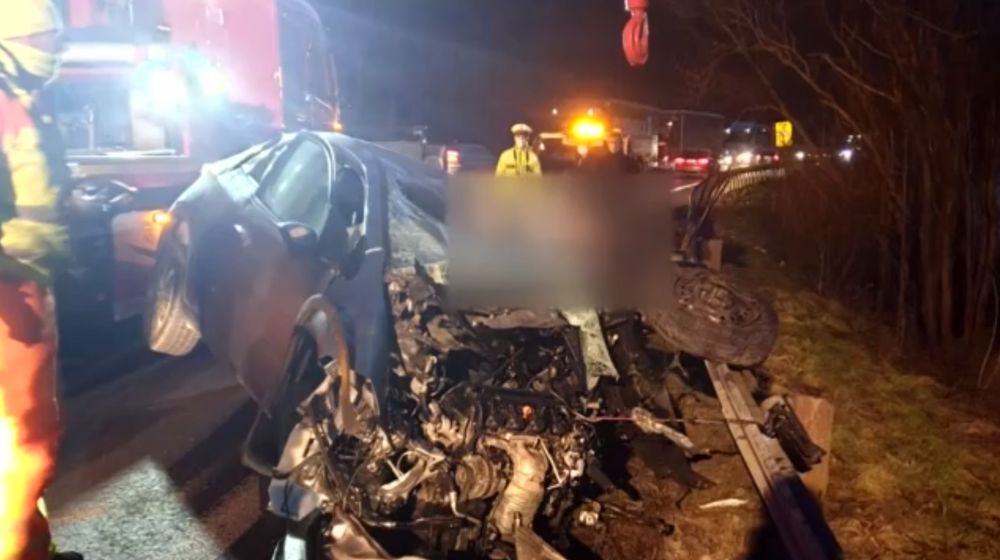 Pri tragickej nehode prišiel o život poslanec obecného zastupiteľstva, po zrážke s kamiónom bol na mieste mŕtvy