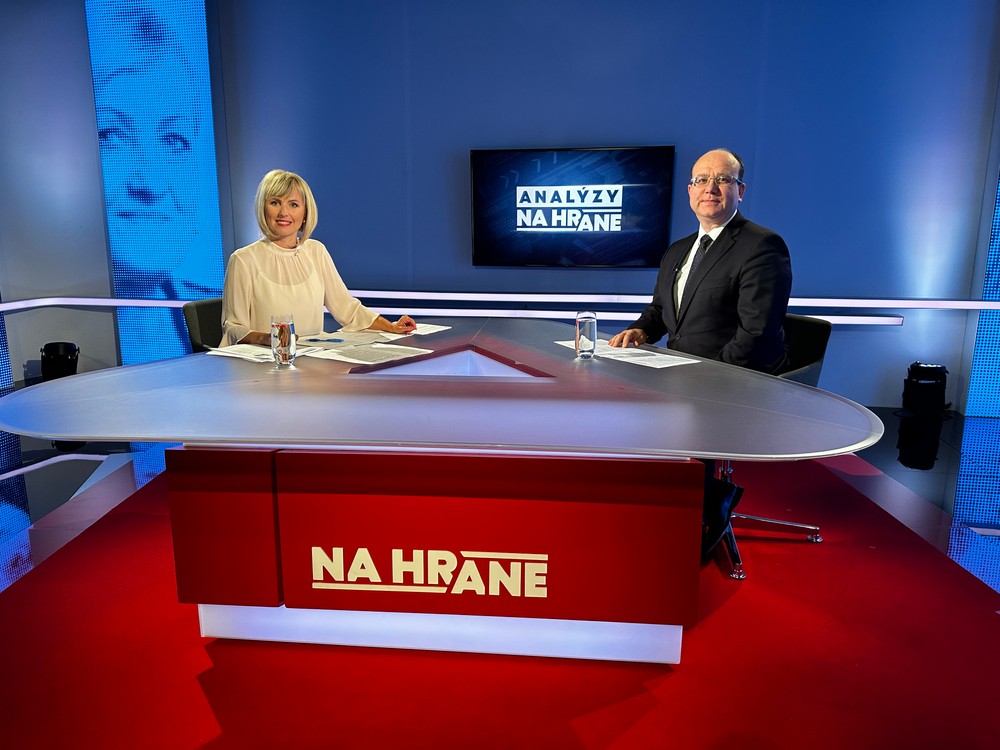 Analýzy Na hrane - minister zahraničných vecí Miroslav Wlachovský