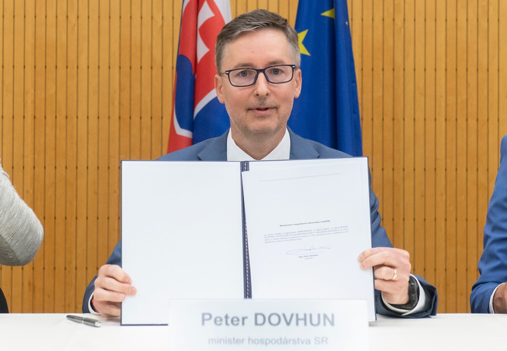 Bratislava energetika projet Phoenix memorandum podpis (11)