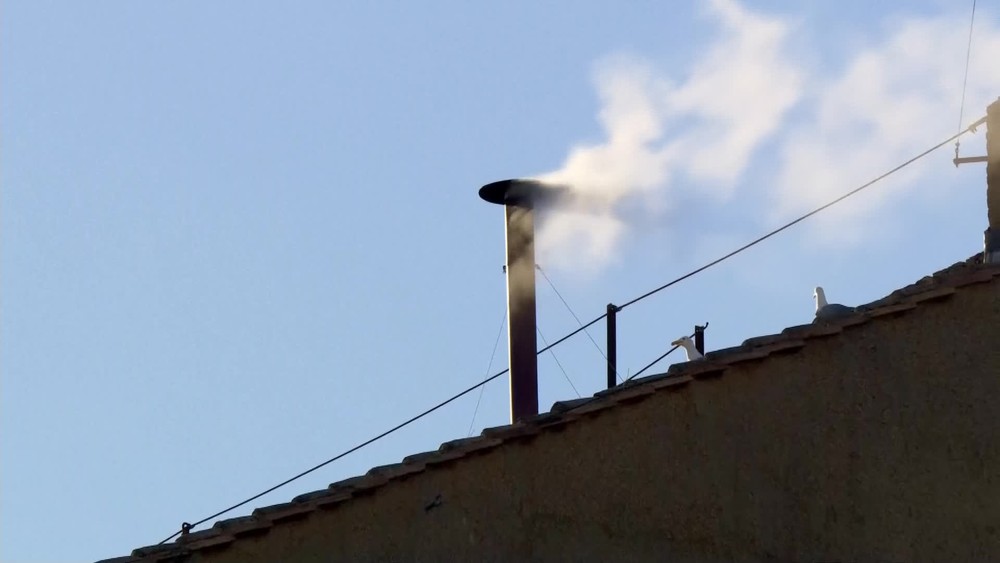 [multi] Kardináli zvolili nového pápeža 20335