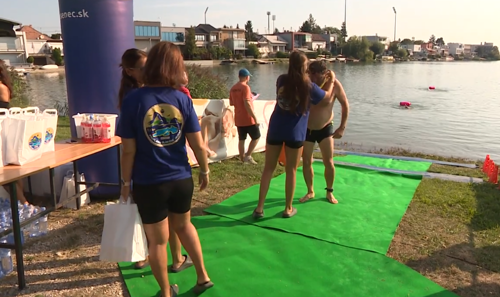 Senecké jazerá a Dunaj ožili plaveckým podujatím