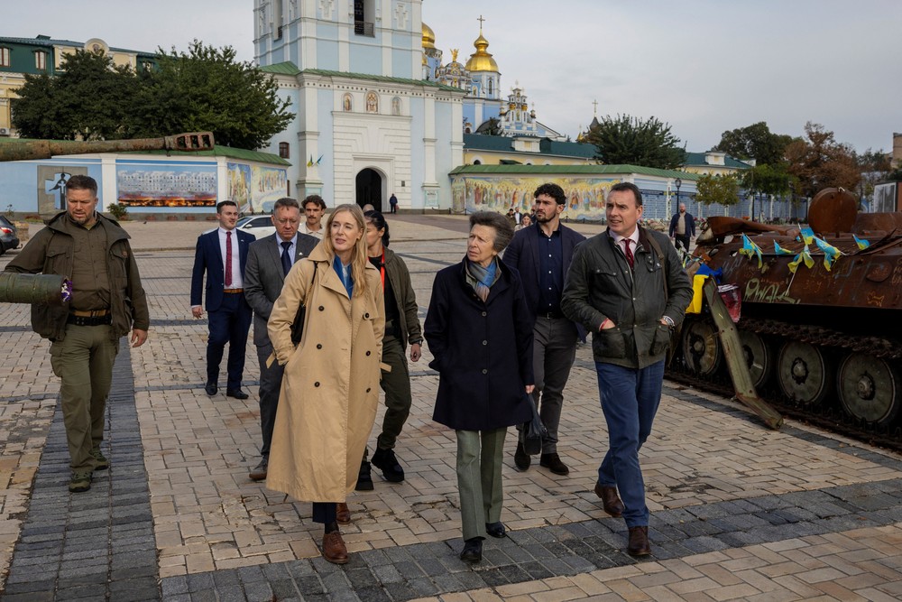 Russia_Ukraine_War_Britain_Royals720291