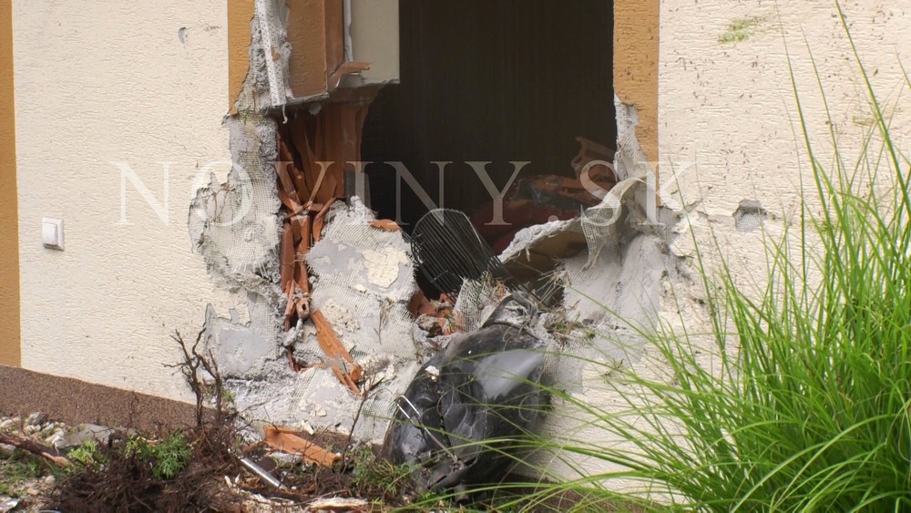 Opitý mladík narazil do rodinného domu v Banskej Bystrici