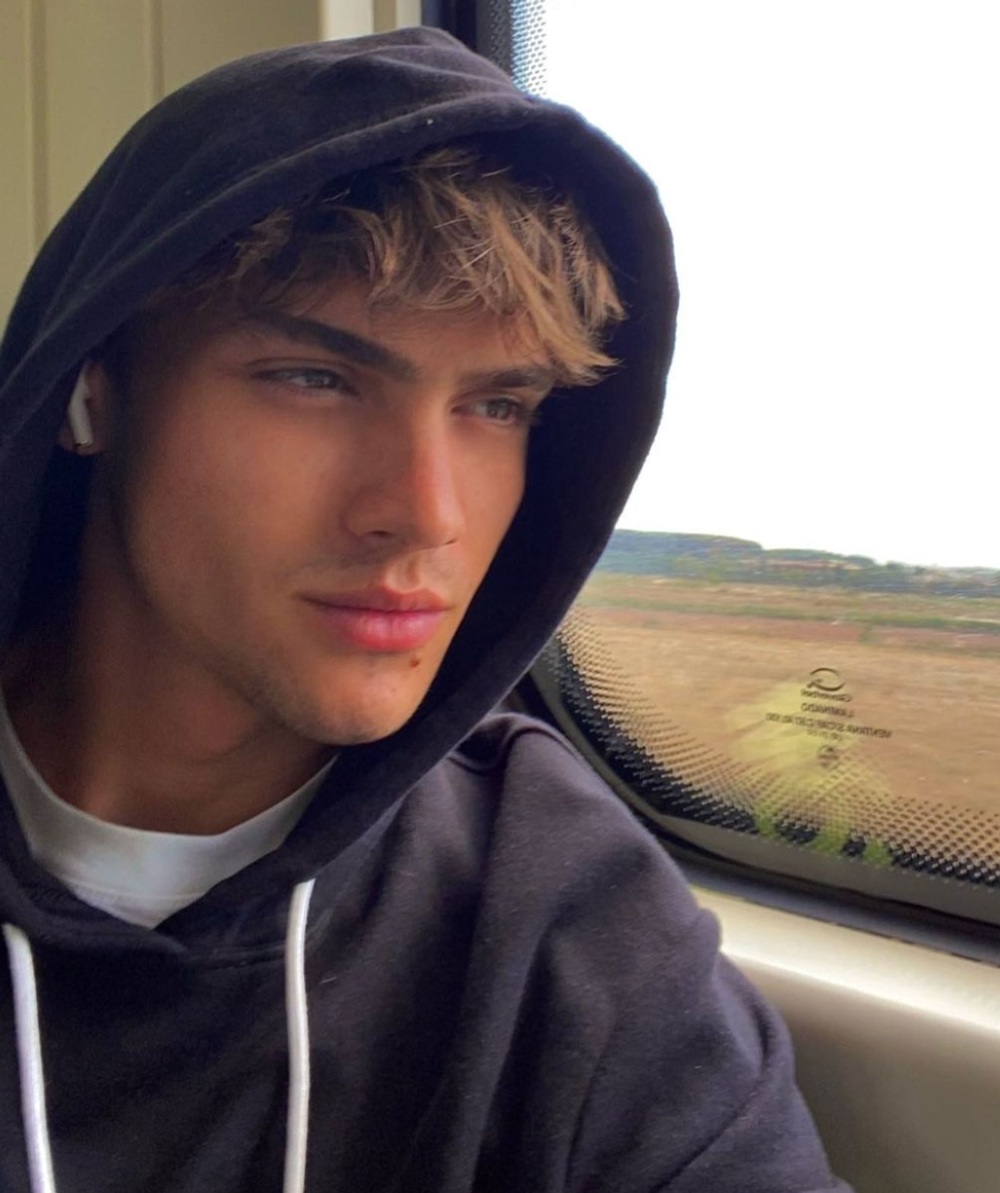 Snímka obrazovky 2023-09-09 o 1.21.53