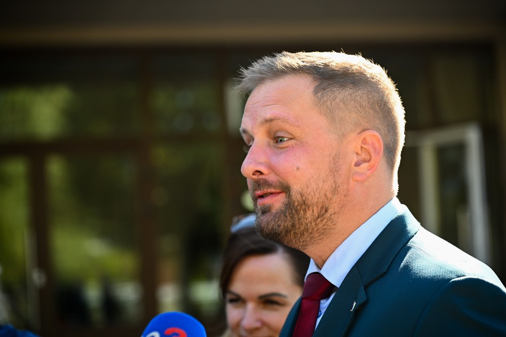 Minister zdravotníctva Kamil Šaško na výjazdovom rokovaní vlády SR v Uhrovci (30.9.2026)