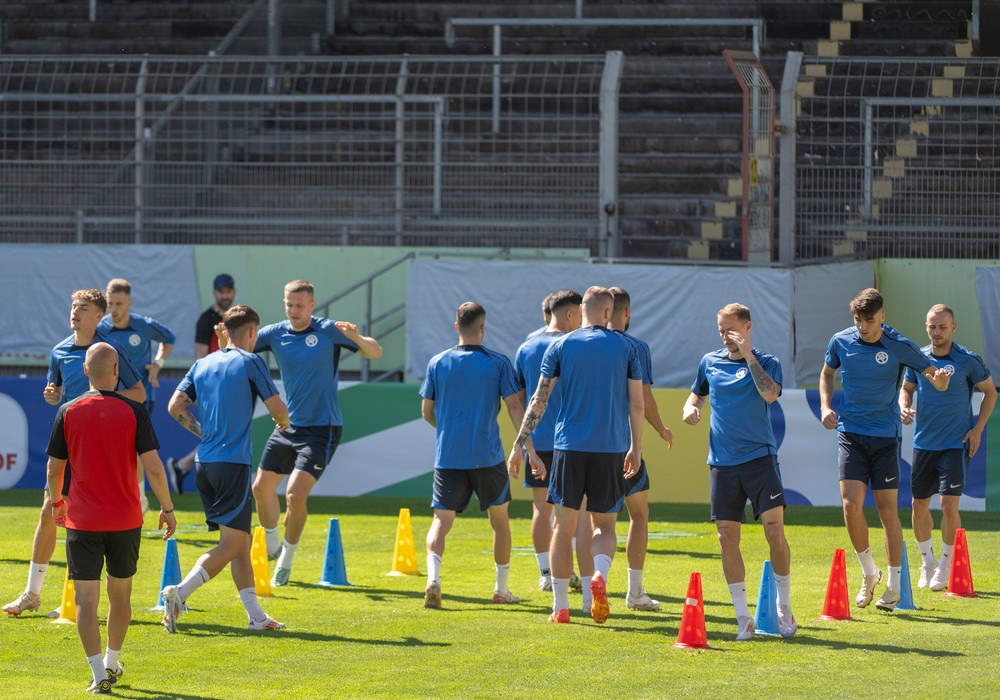Tréning Slovákov pred zápasom proti Rumunsku