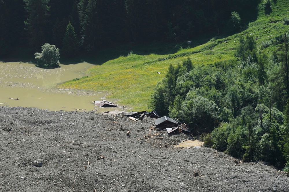 Climate_Switzerland_Melting_Glaciers_24761
