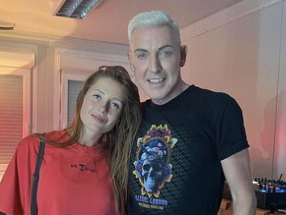 HP Baxxter s priatelkou