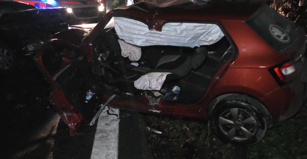 Čelná zrážka áut