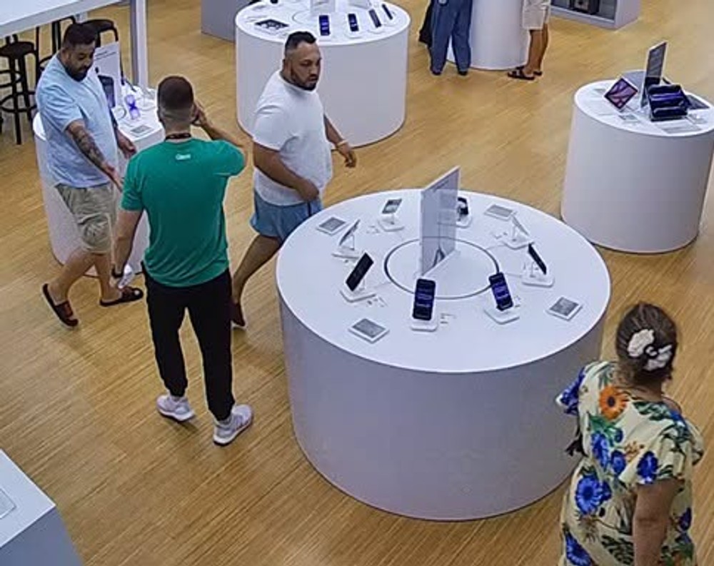 krádež telefónu na Nivách 3