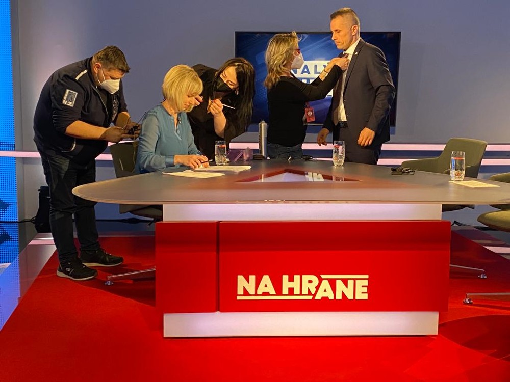 Analýzy Na hrane s Marianom Majerom a Petrom Kmecom