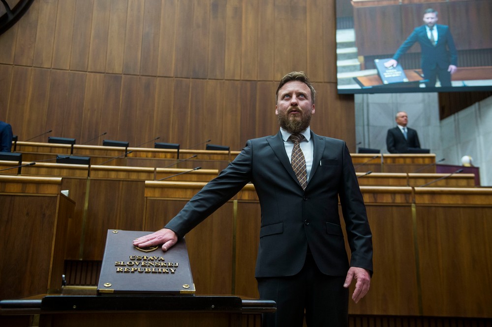 poslanec Peter Kotlár SNS