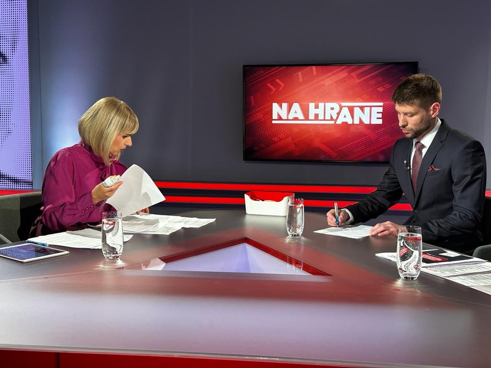 76c888ea-77f4-476c-8add-ad0c92f3a52a