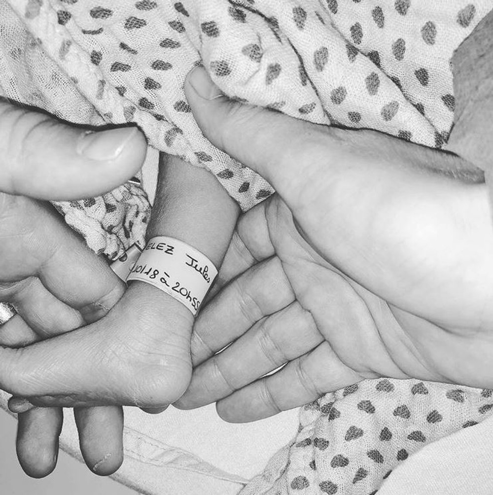 Veronika Velez-Zuzulová so synom