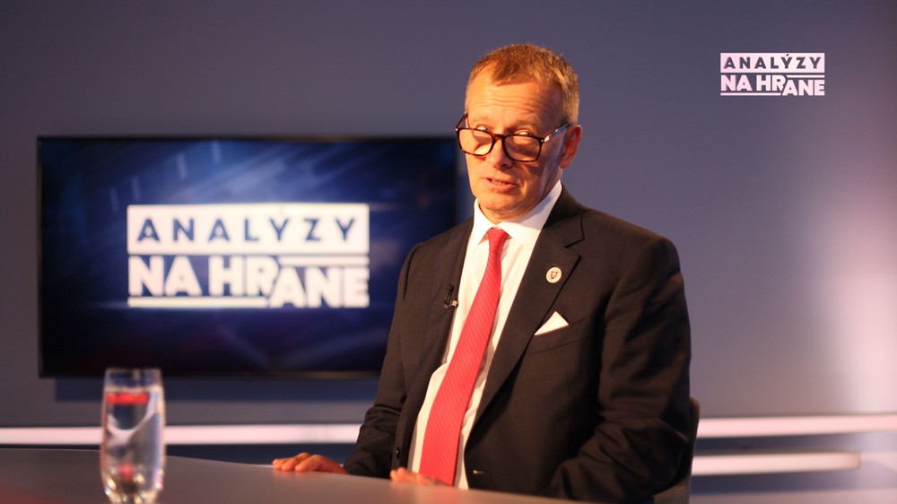 Analýzy Na hrane s Borisom Kollárom