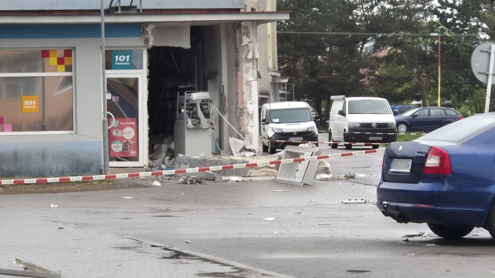 Výbuch bankomatu v Lehote pod Vtáčnikom