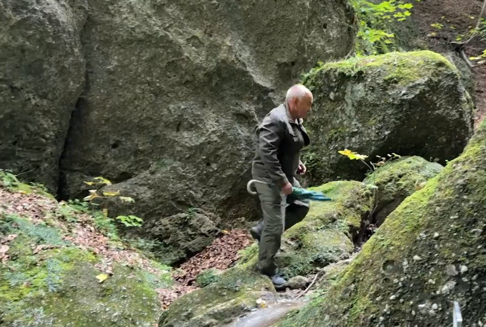 Pre úmyselné poškodenie potrubia je teraz dedina úplne bez vody