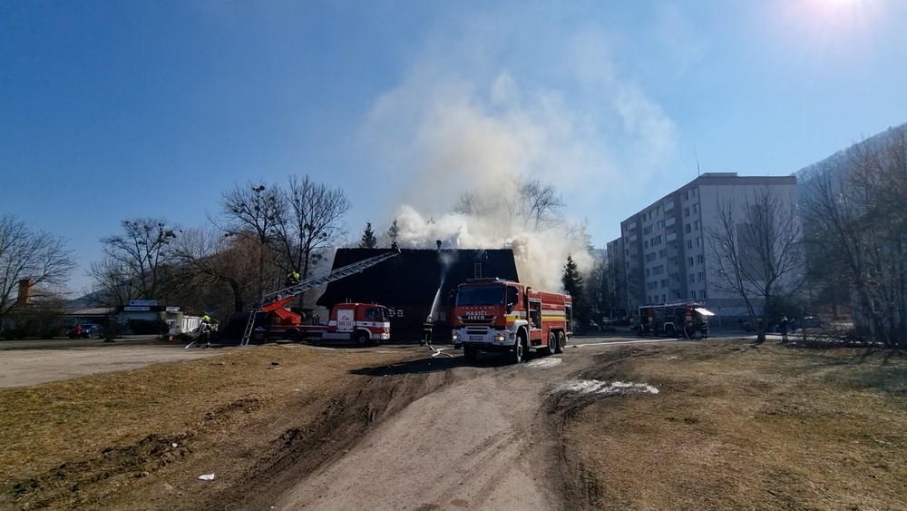 poziar koliby banska bystrica1