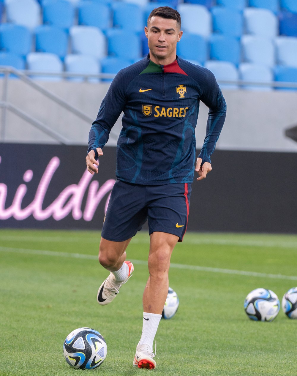 Cristiano Ronaldo počas tréningu Portugalska pred piatkovým zápasom kvalifikácie ME 2024 Slovensko - Portugalsko.