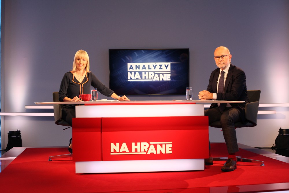 Analýzy Na hrane s Rastislavom Káčerom