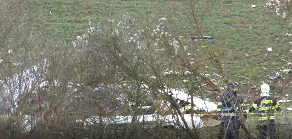 Za obcou Trenčianske Stankovce havarovalo štvormiestne lietadlo