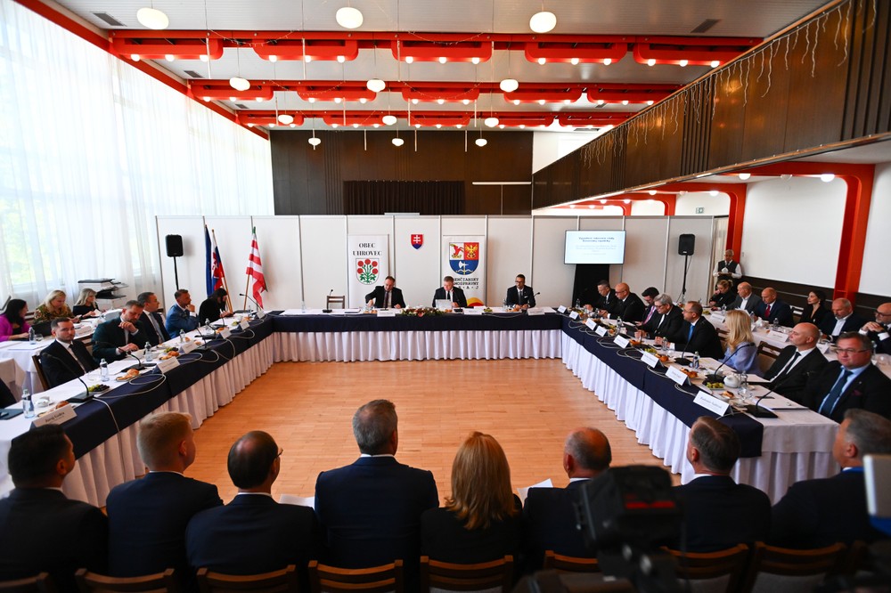 Výjazdové rokovanie vlády SR v Uhrovci (30.9.2026)
