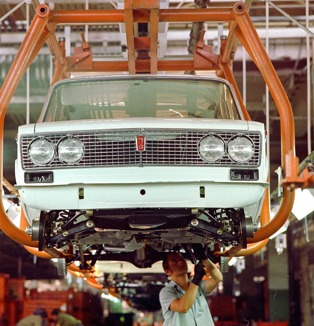 Unikátne snímky z výroby žigulíku (5)