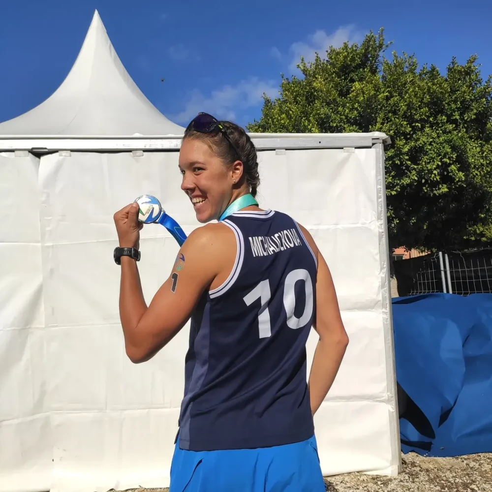 🌈 World Championships 🥈 U23 category Mom we did it! 🥺🥺@sylviaturekova ❤️...My sponsors-my f (1)