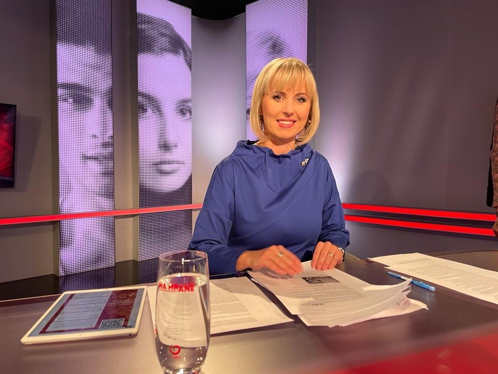 ef28c017-caf6-4121-87a3-9a4635b359ef